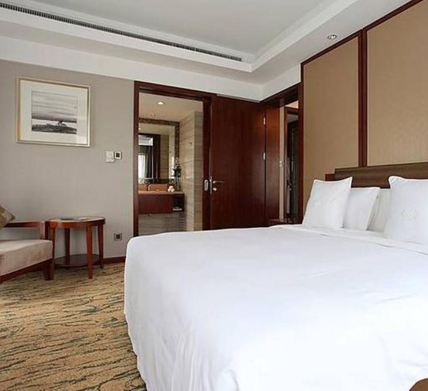 Gloria Grand Hotel Wuxi Wuxi  Exteriör bild